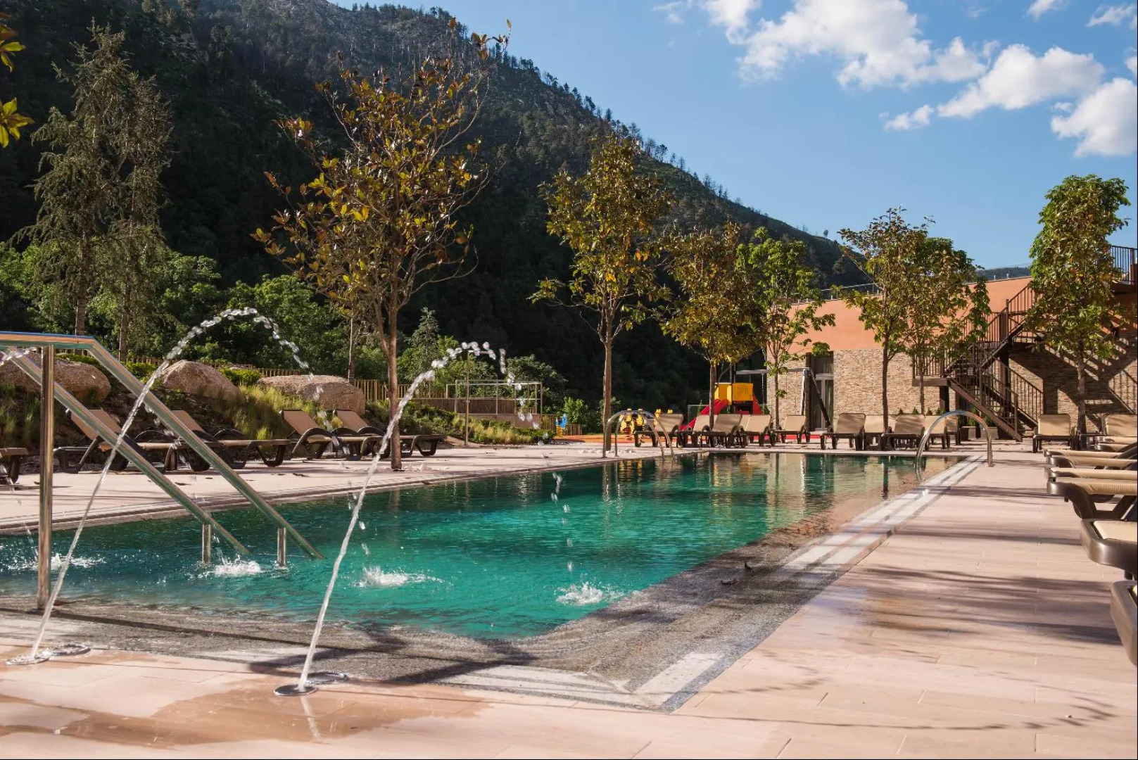 Отель Vila Galé Serra da Estrela