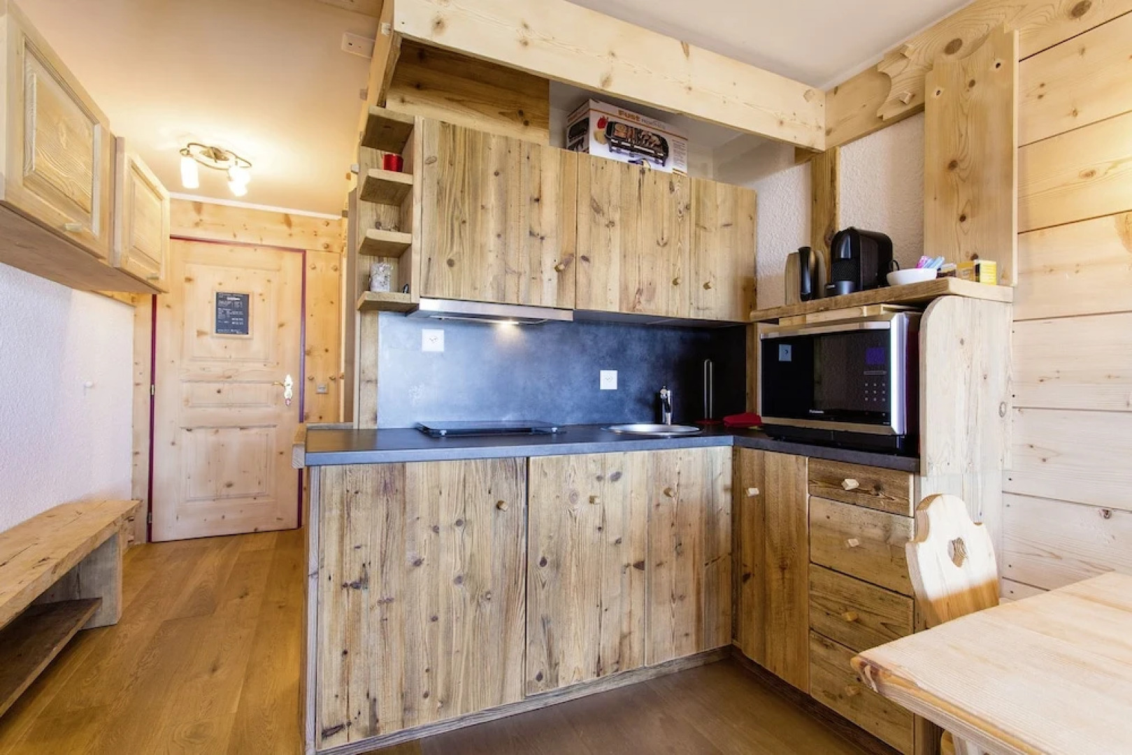 Villars Bristol Apartments