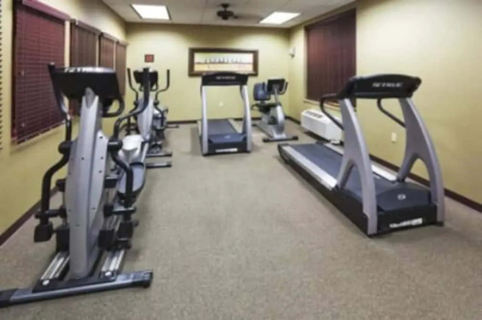 The Q Hotel And Suites