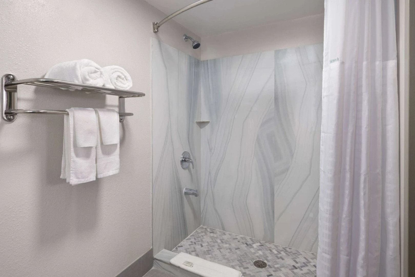 Days Inn by Wyndham Montgomery I-85