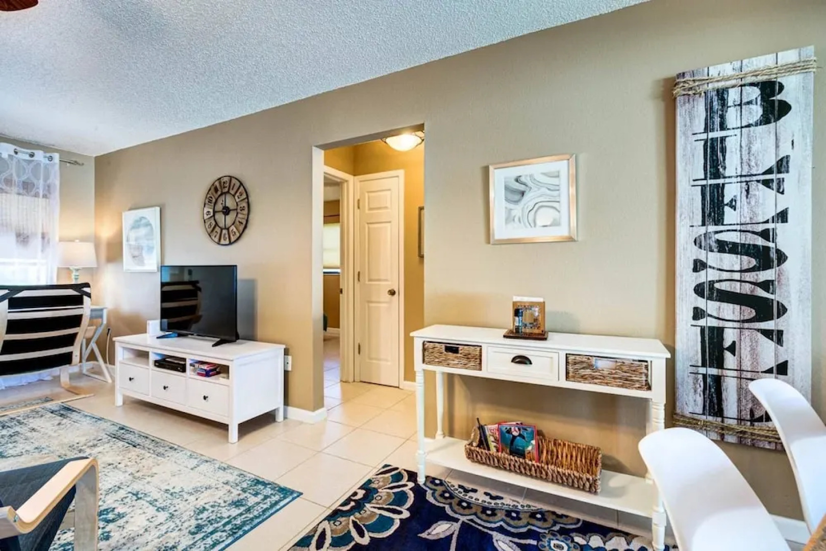 South Venice Pool Home With Fence, Dog Friendly