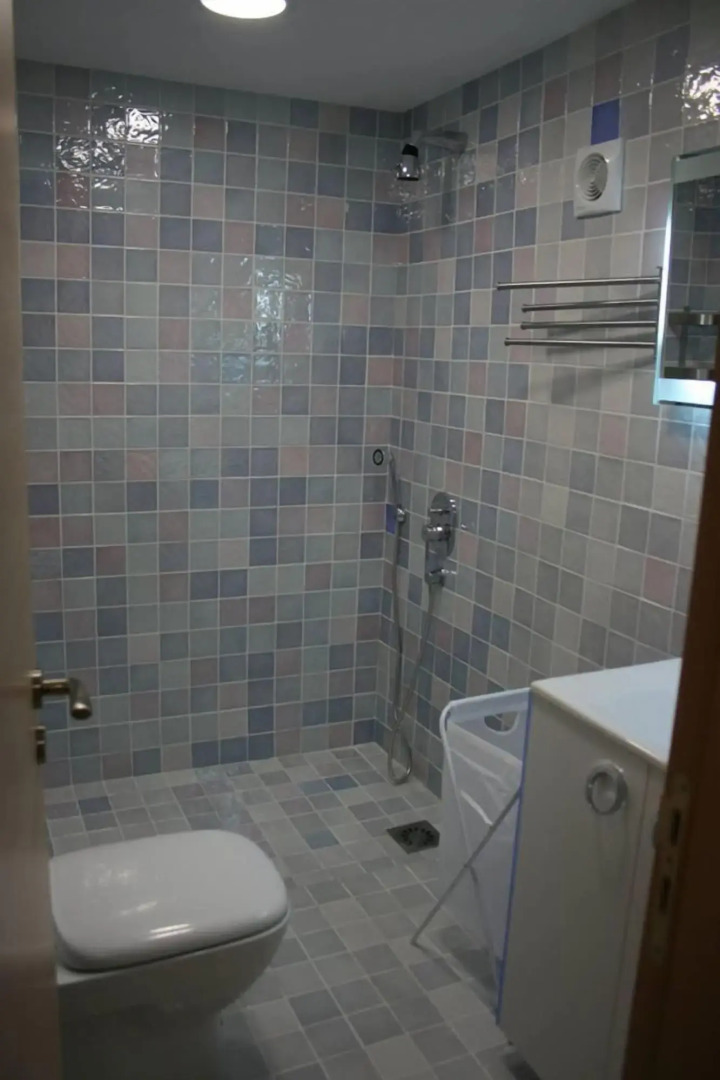 Sunrise Arches Apartments