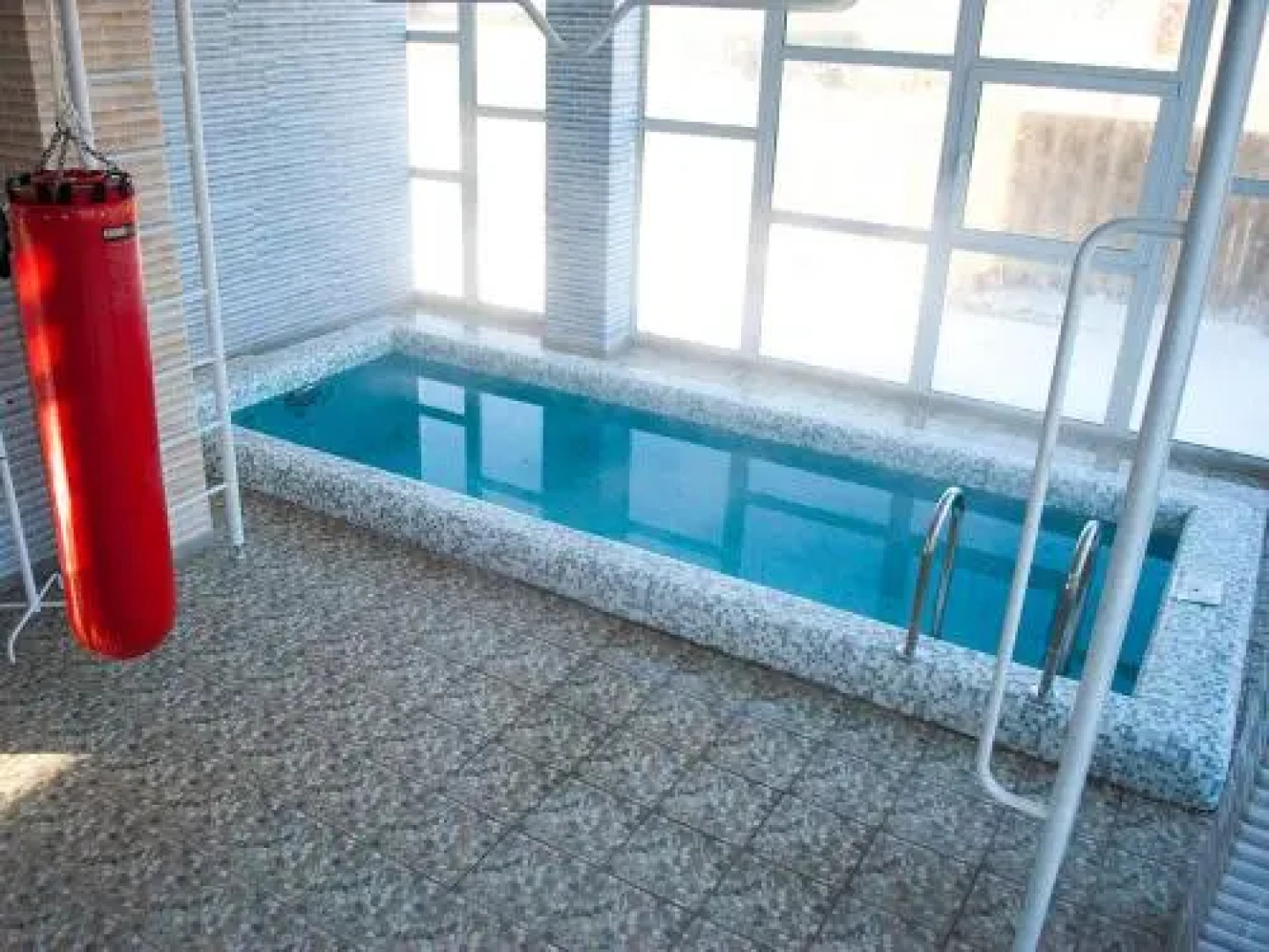 На Лихачева