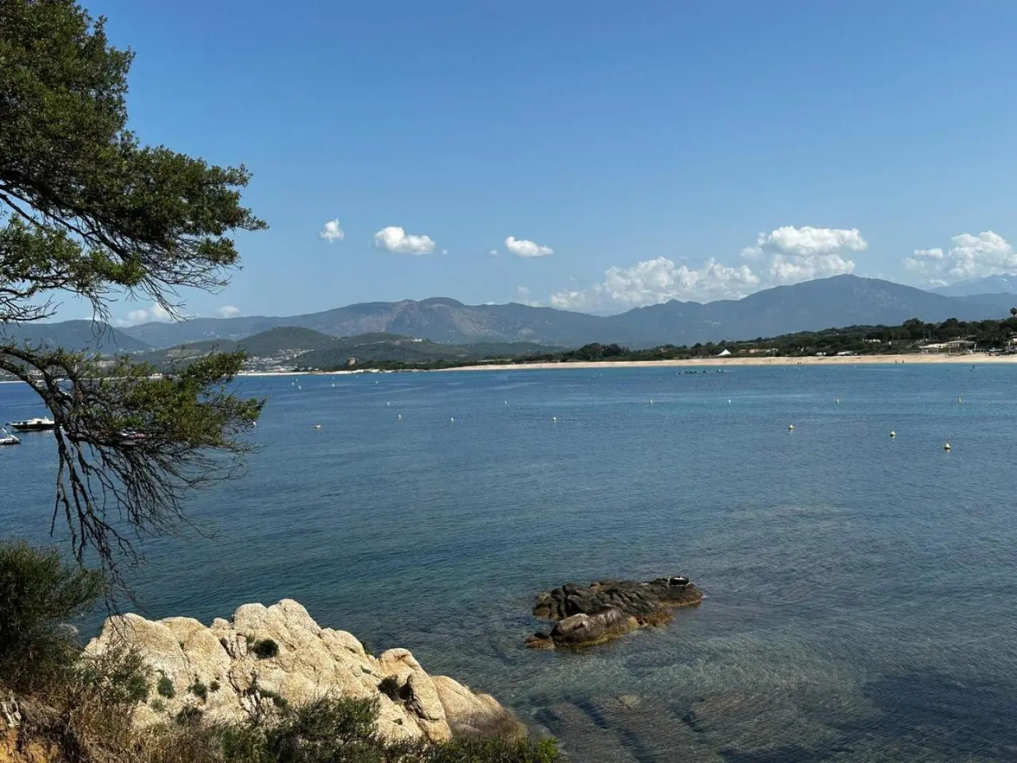 T2 climatisé à Porticcio, 100m de la plage