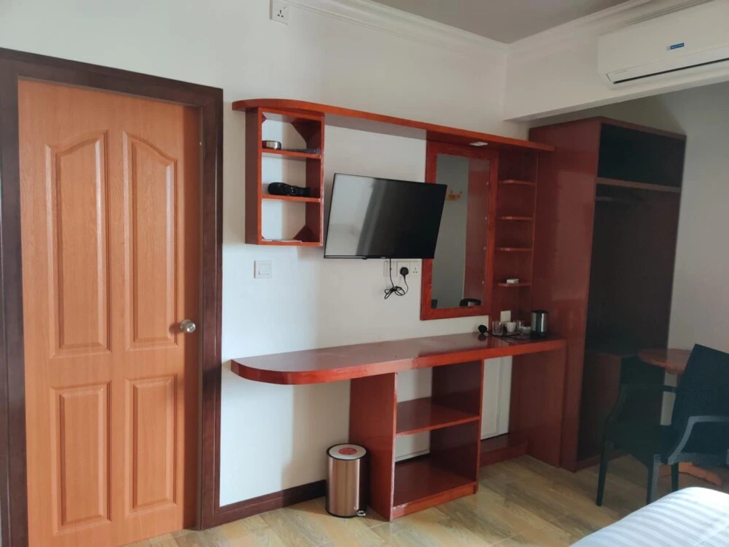 Отель Athens View Guraidhoo