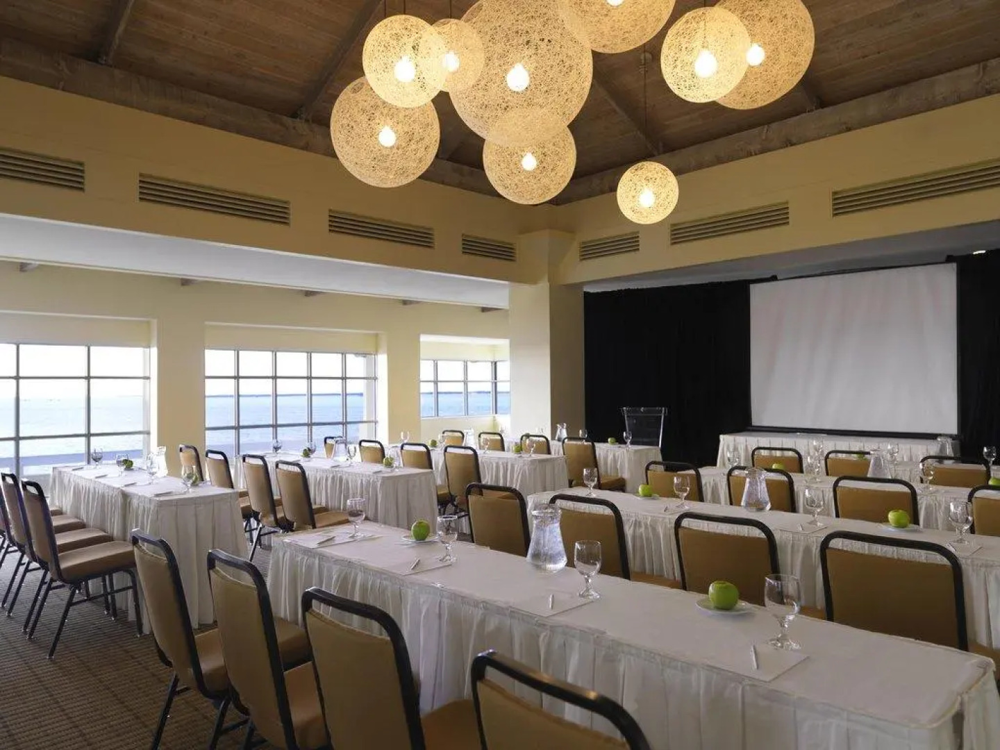 Baker's Cay Resort Key Largo, Curio Collection by Hilton