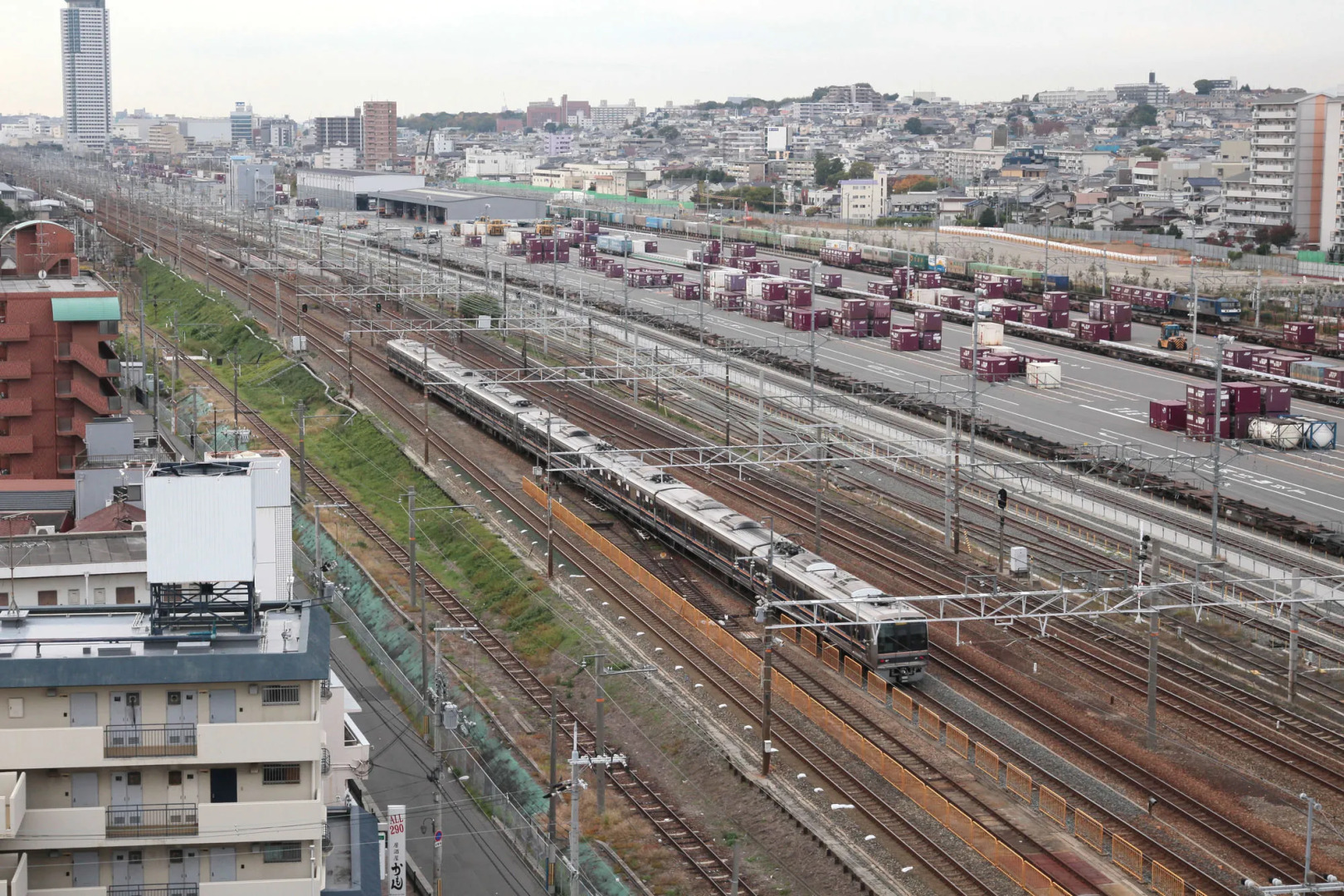 Kishibe Station Hotel