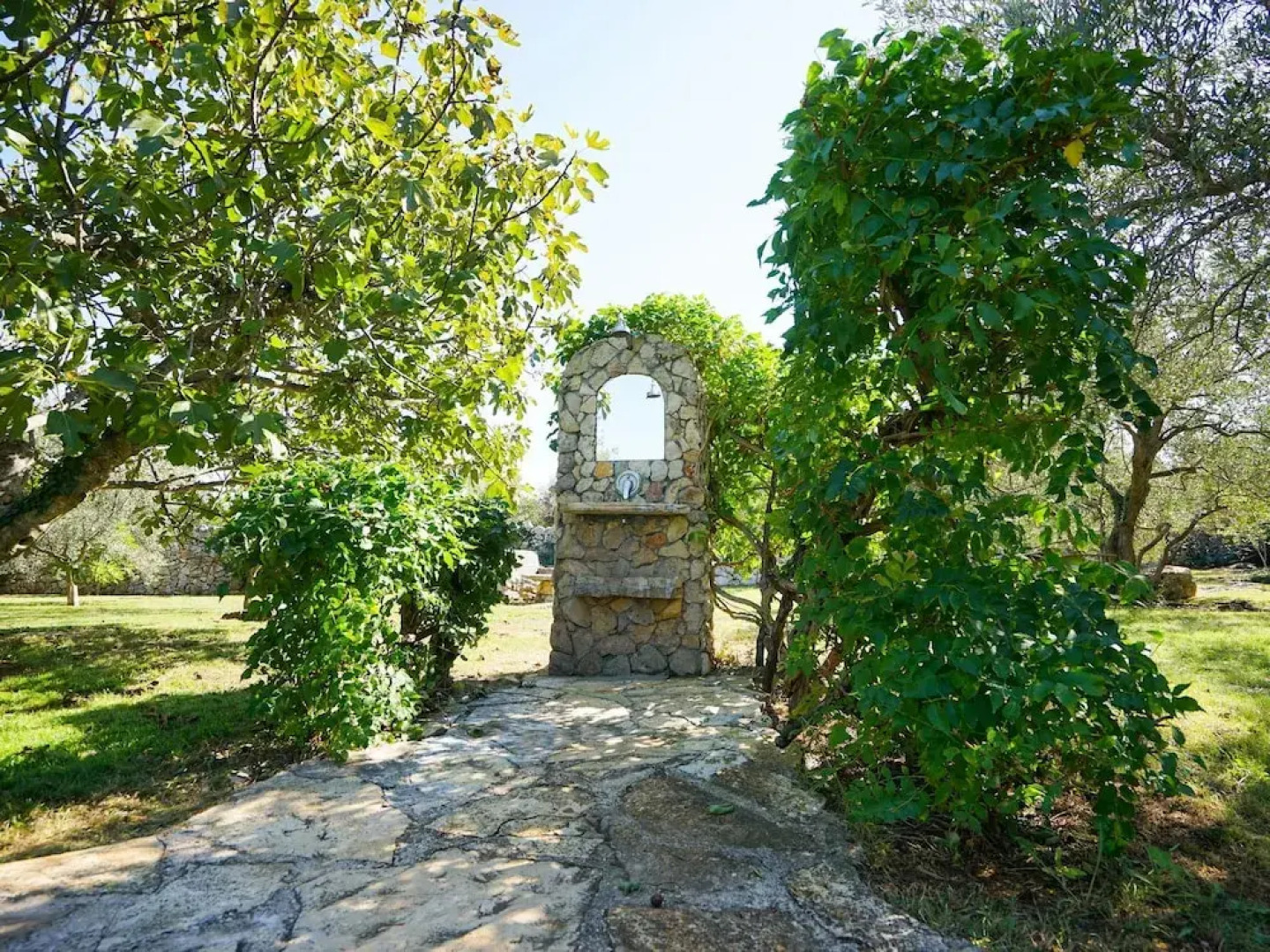 Charming Holiday Home in Banj With Private Terrace