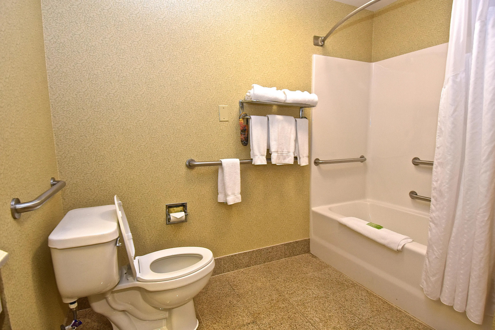 Holiday Inn Express & Suites St. Louis West - Fenton by IHG