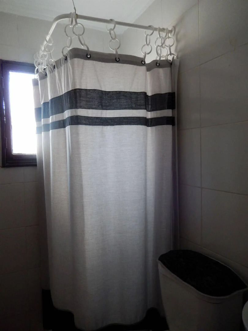 Travellers Place Hostel