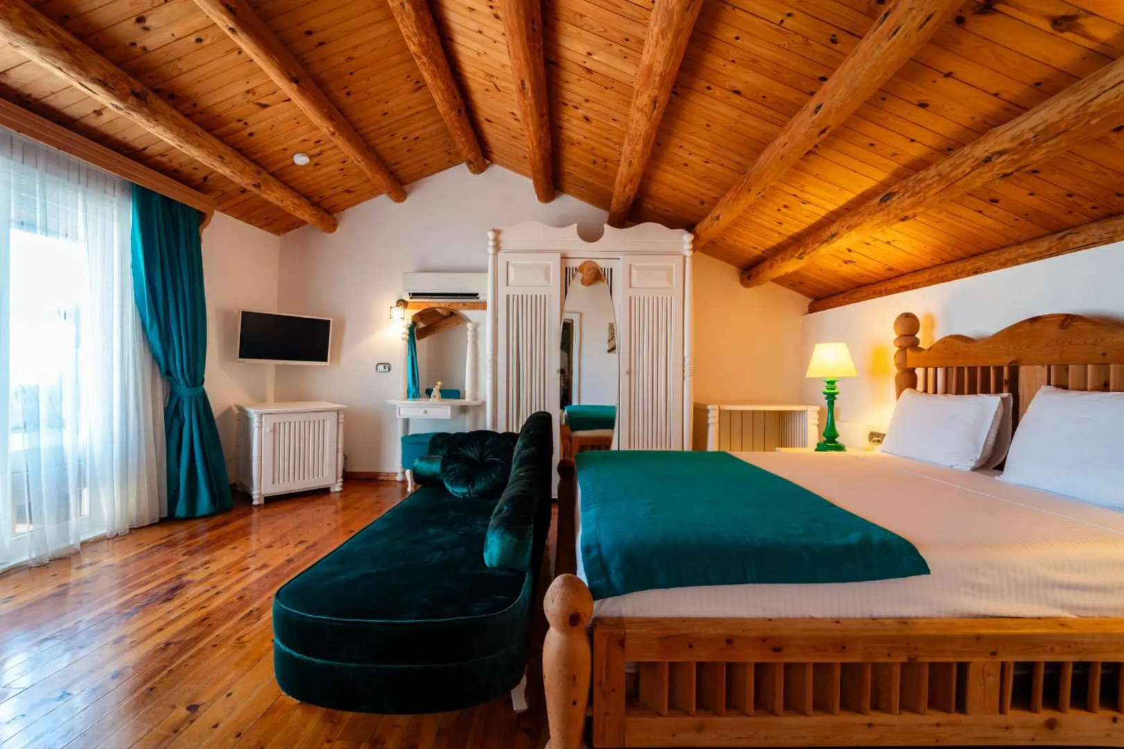 Elixir Boutique Hotel