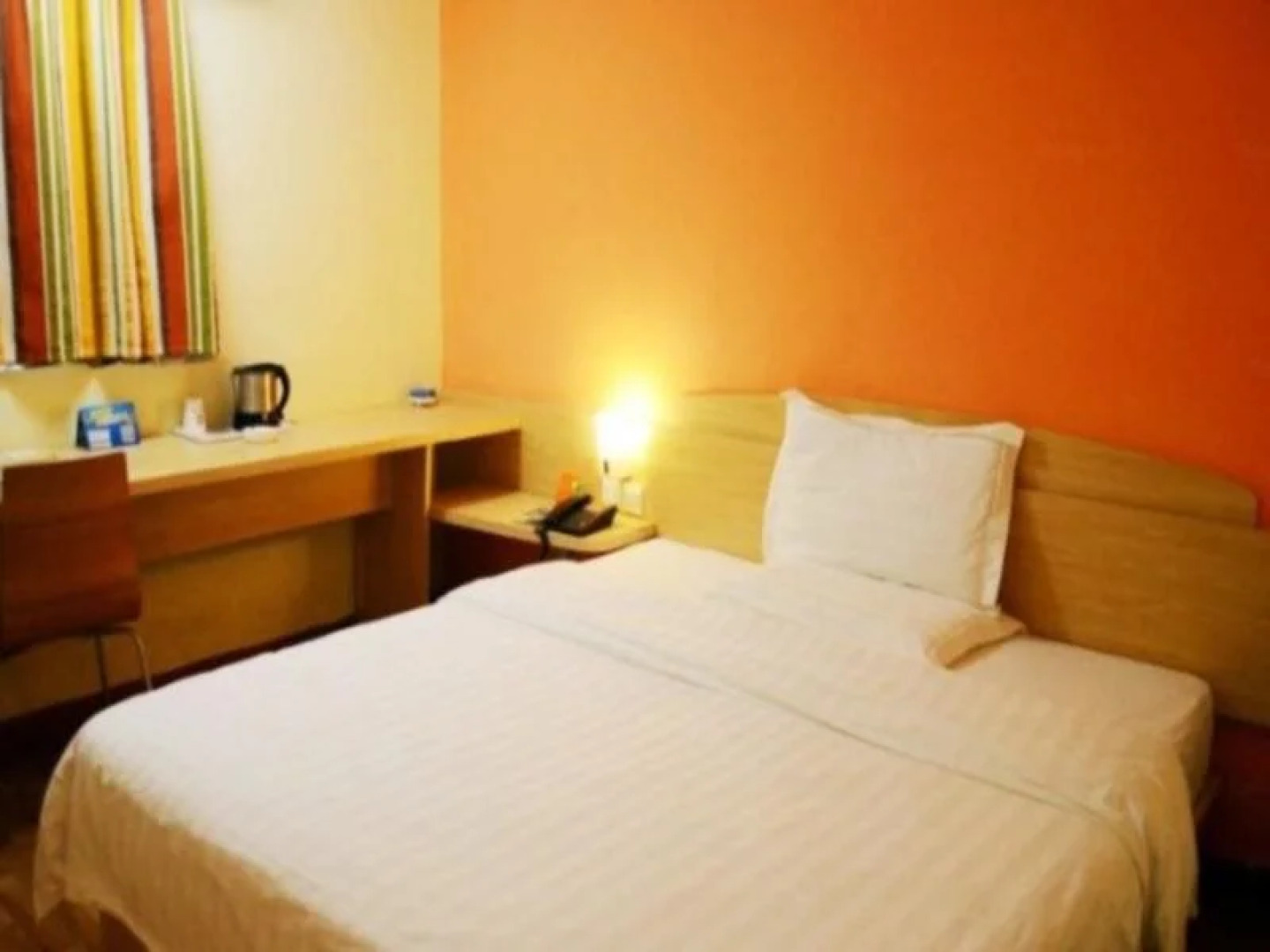 7Days Inn Ningbo Tianyi Square