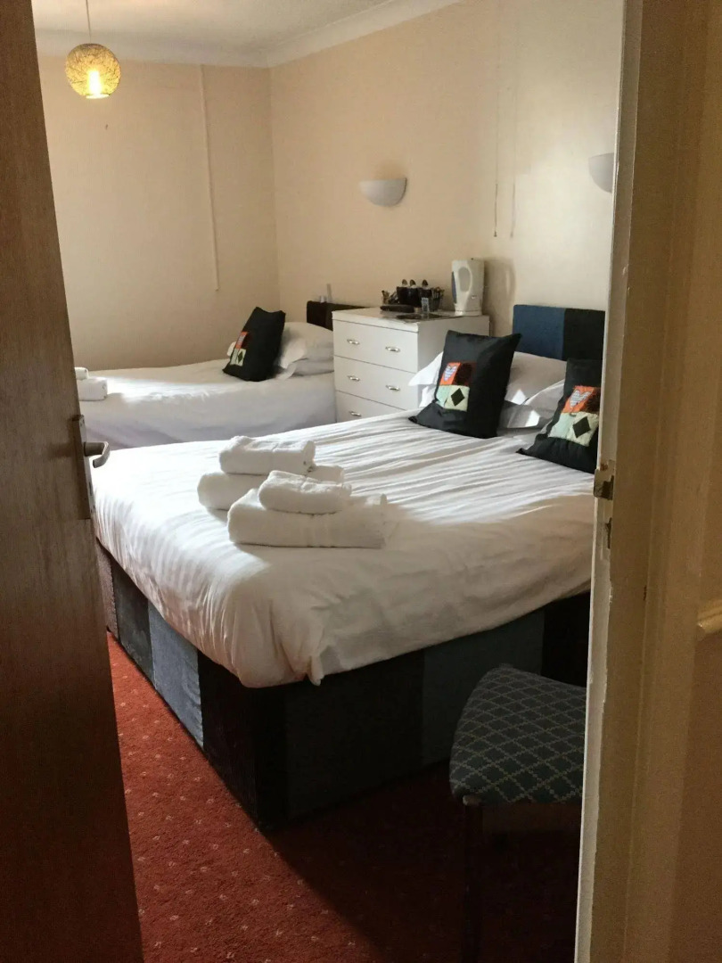 The White Rose Hotel