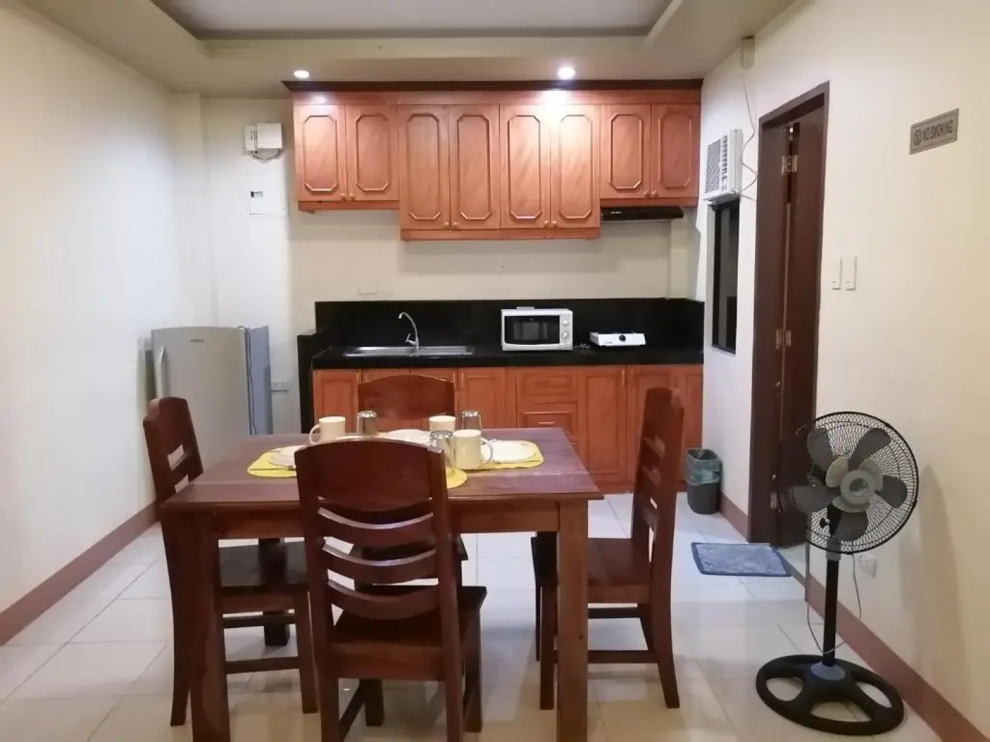 Manora Apartment