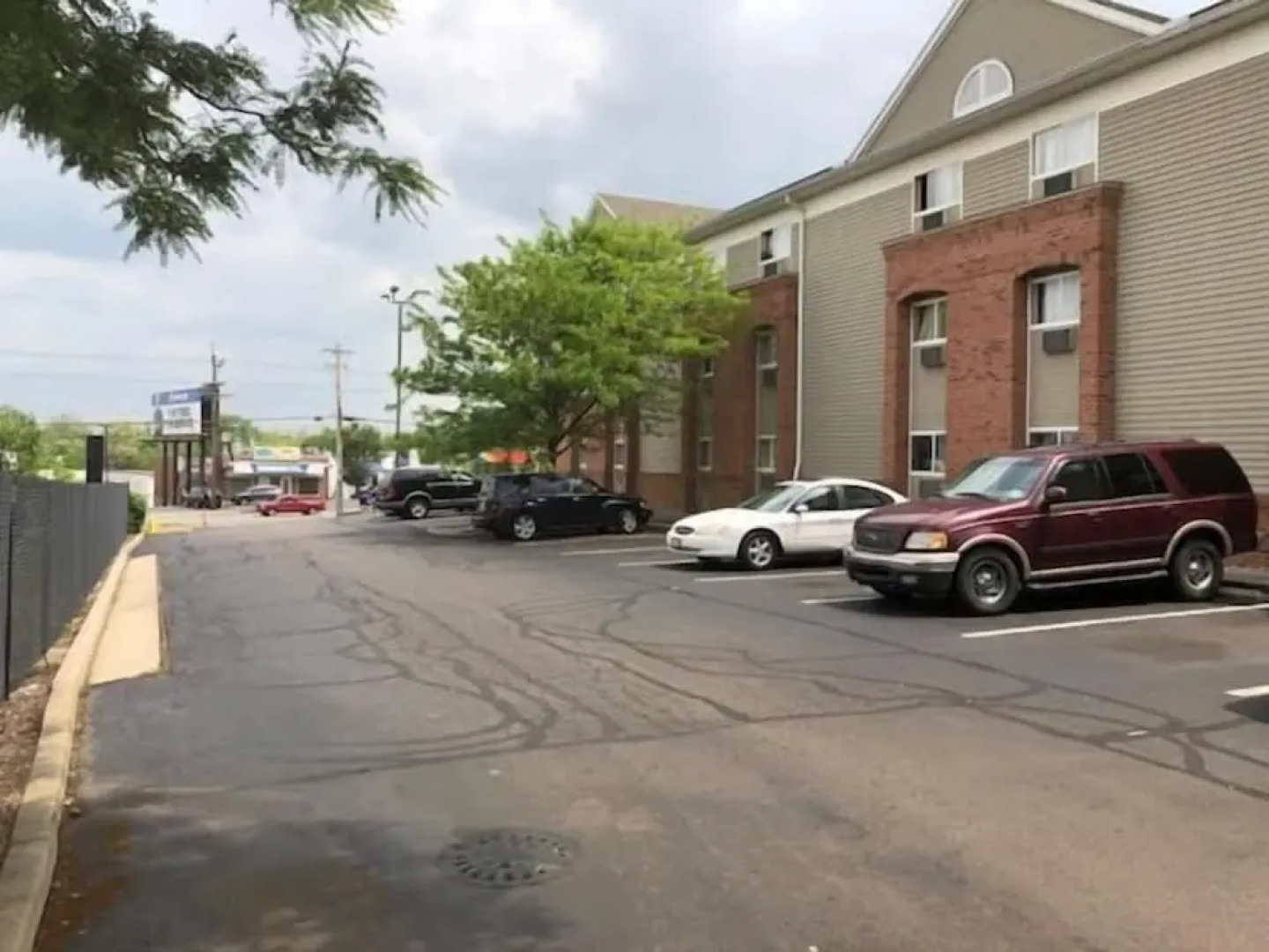 InTown Suites Extended Stay Cincinnati OH - Colerain