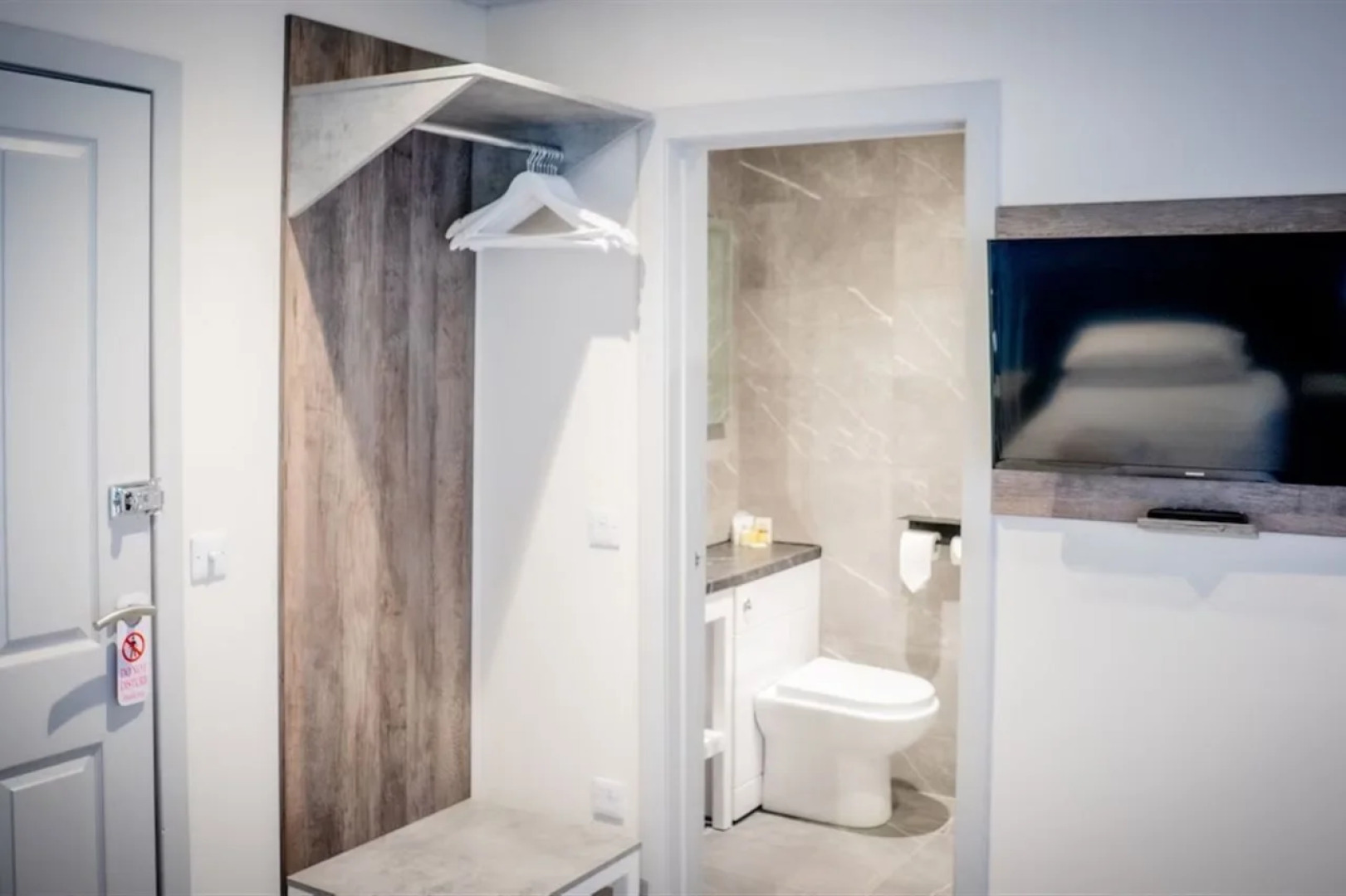 Loch Ness Gate House