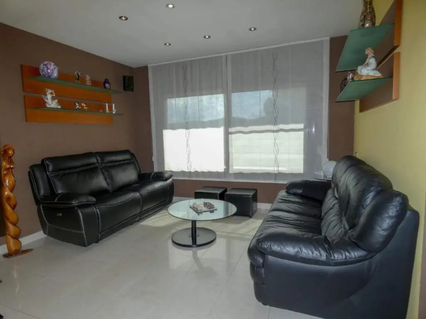 Washingtonia Villa near Sitges