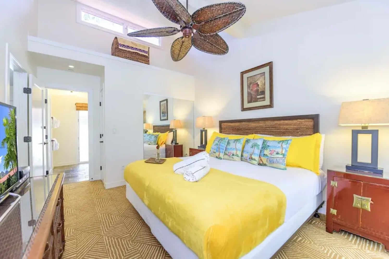 Aina Nalu D202 2 Bedroom Condo by Redawning