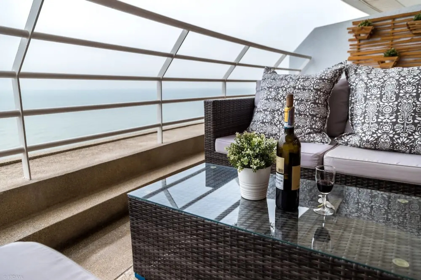 Sandy Beach Condo 17D