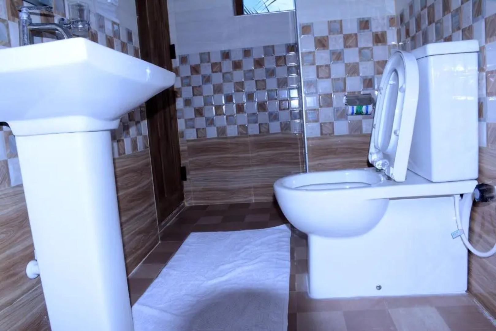 East Beach Surf Resort