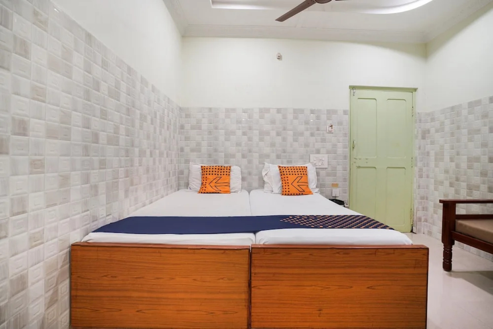 Hotel Sridhar By OYO Rooms