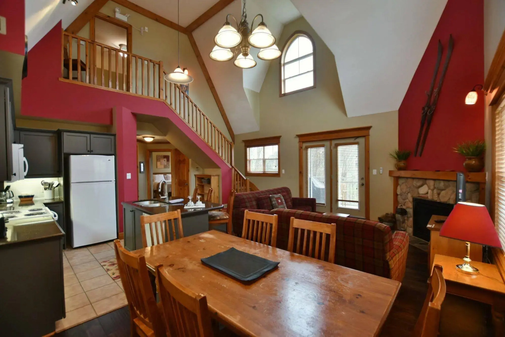 The Lodges at Blue Mountain - Historic Snowbridge Condos