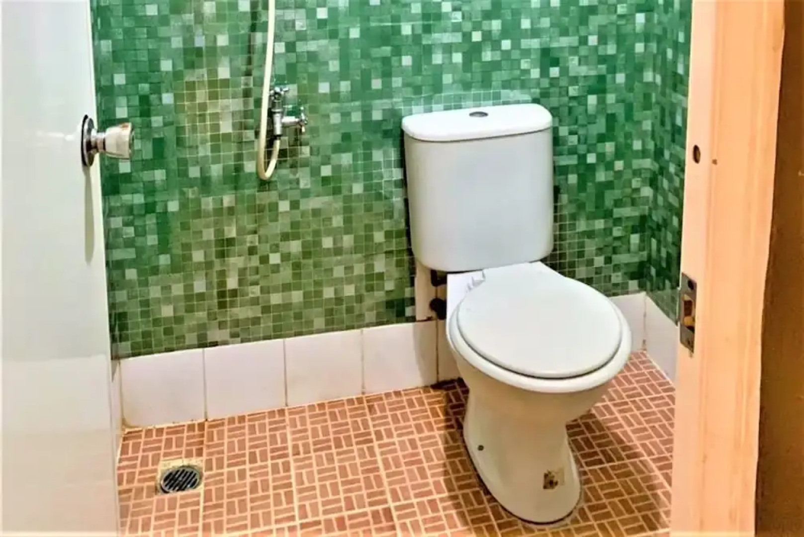 Pool View 2BR Mutiara Bekasi Apartment