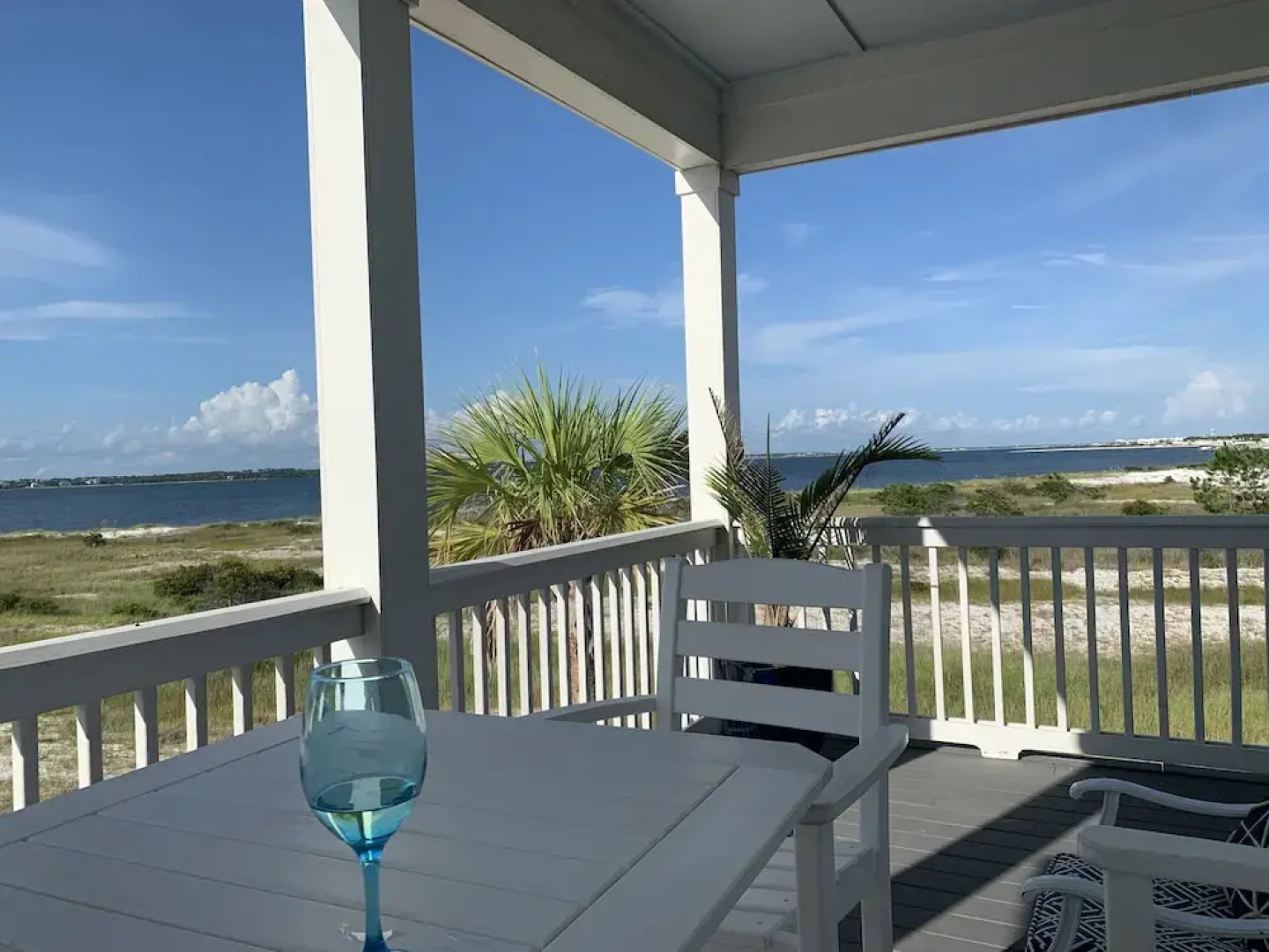 Sunset View 4 Bedroom Home by RedAwning