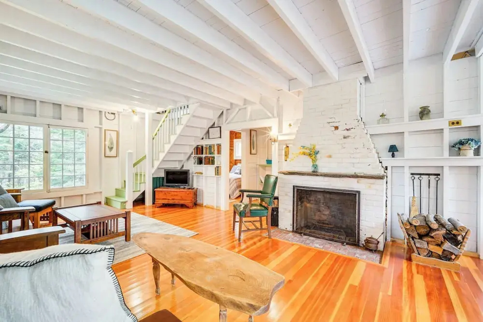 Rustic Marlboro Cottage: 4 Mi to Lake Raponda!