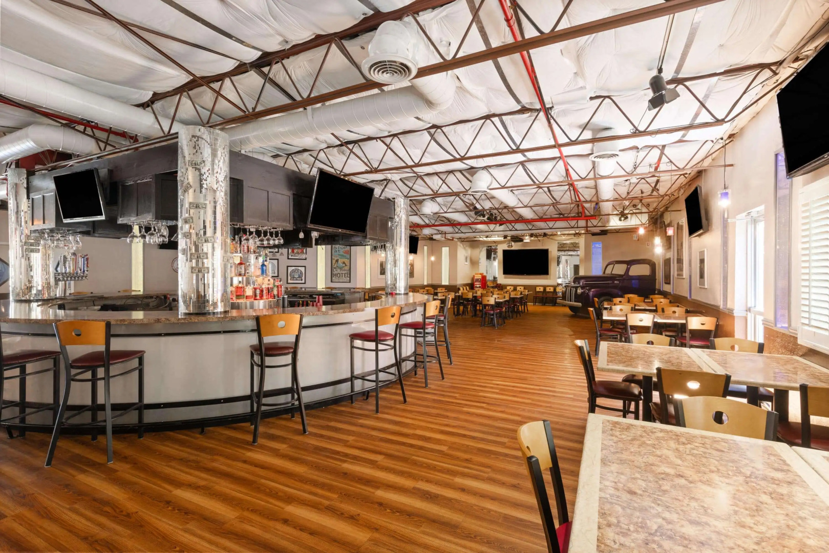 Ramada by Wyndham Kingman