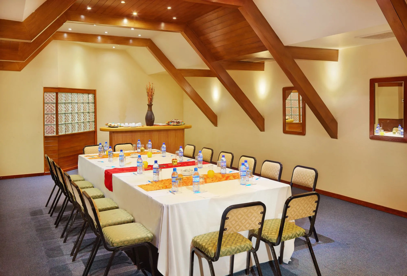 First Group La Montagne