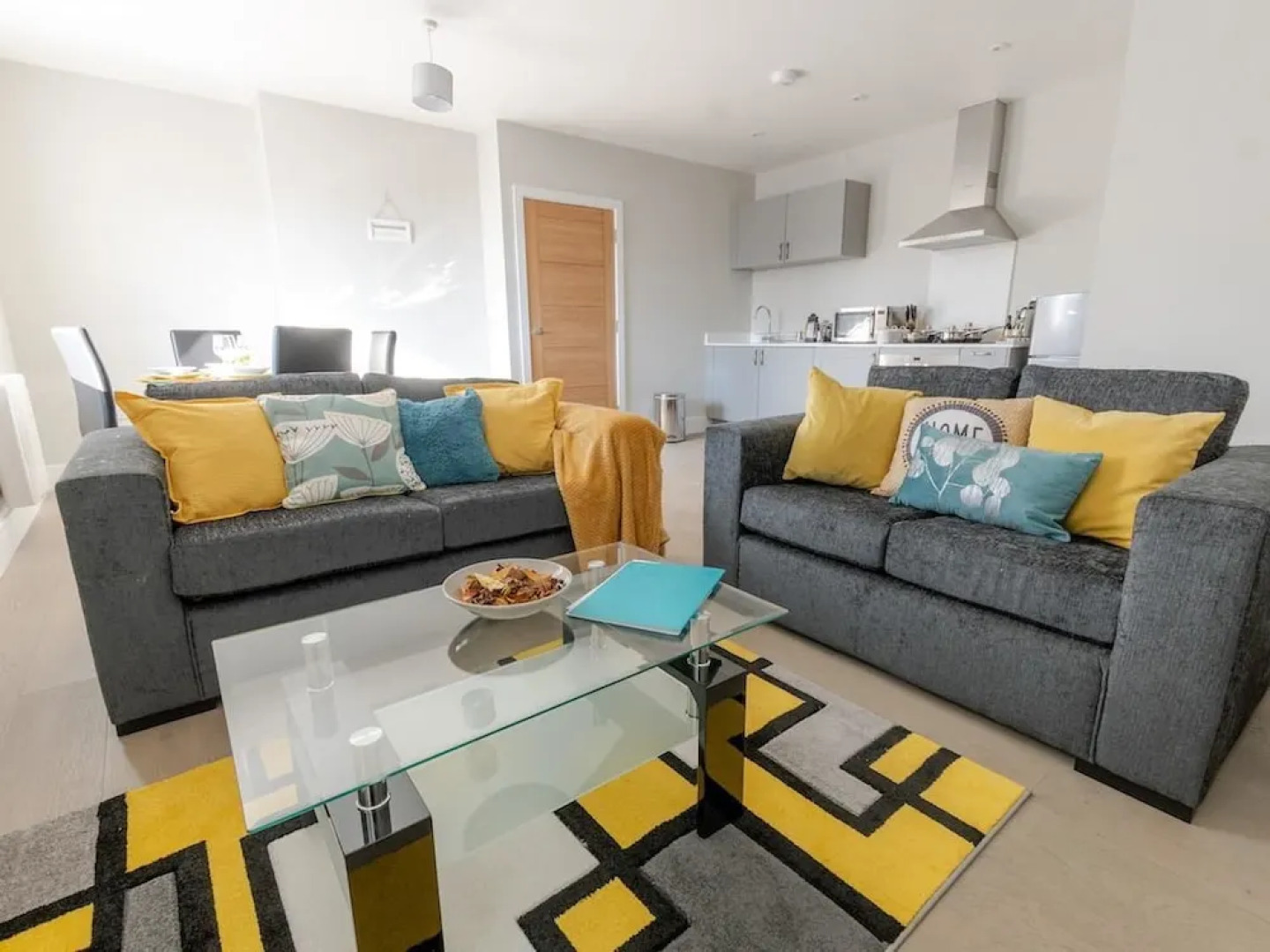 Topaz Serviced Apartments