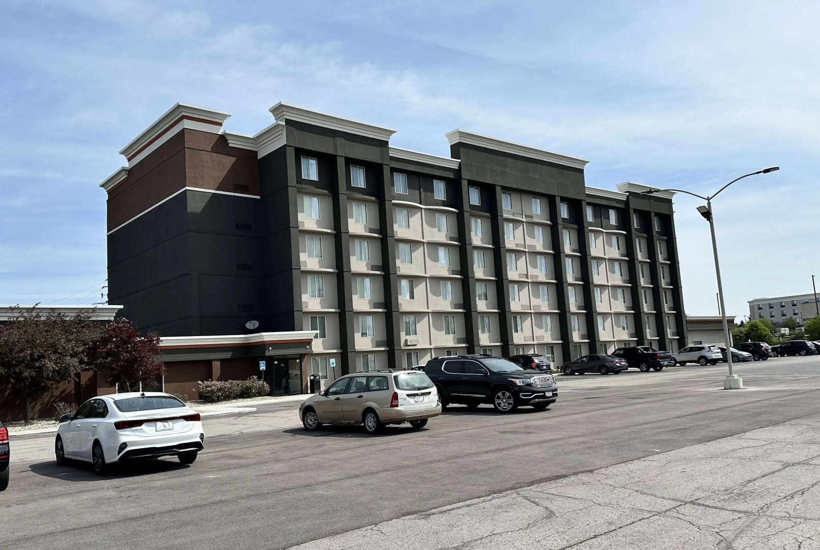 La Quinta Inn & Suites by Wyndham Indianapolis South
