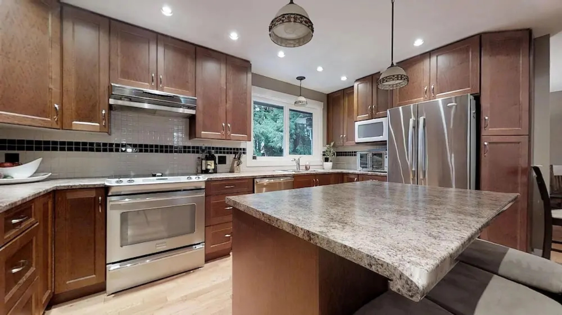 Serene Escape Family Home on Triangle Mountain