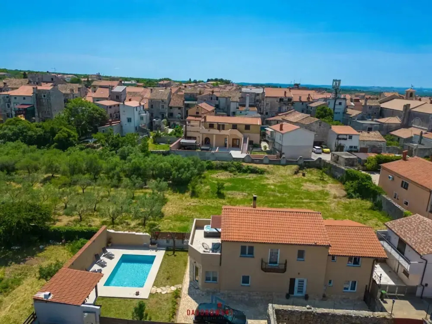 Boky Comfortable Holiday Residence