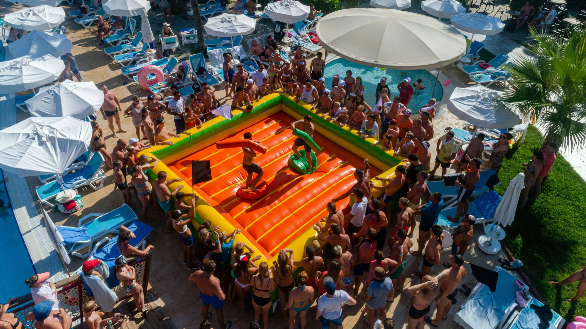 Palmeras Beach Hotel