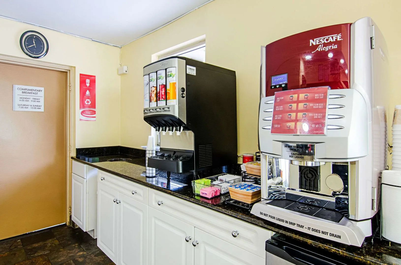 Brentwood Inn & Suites