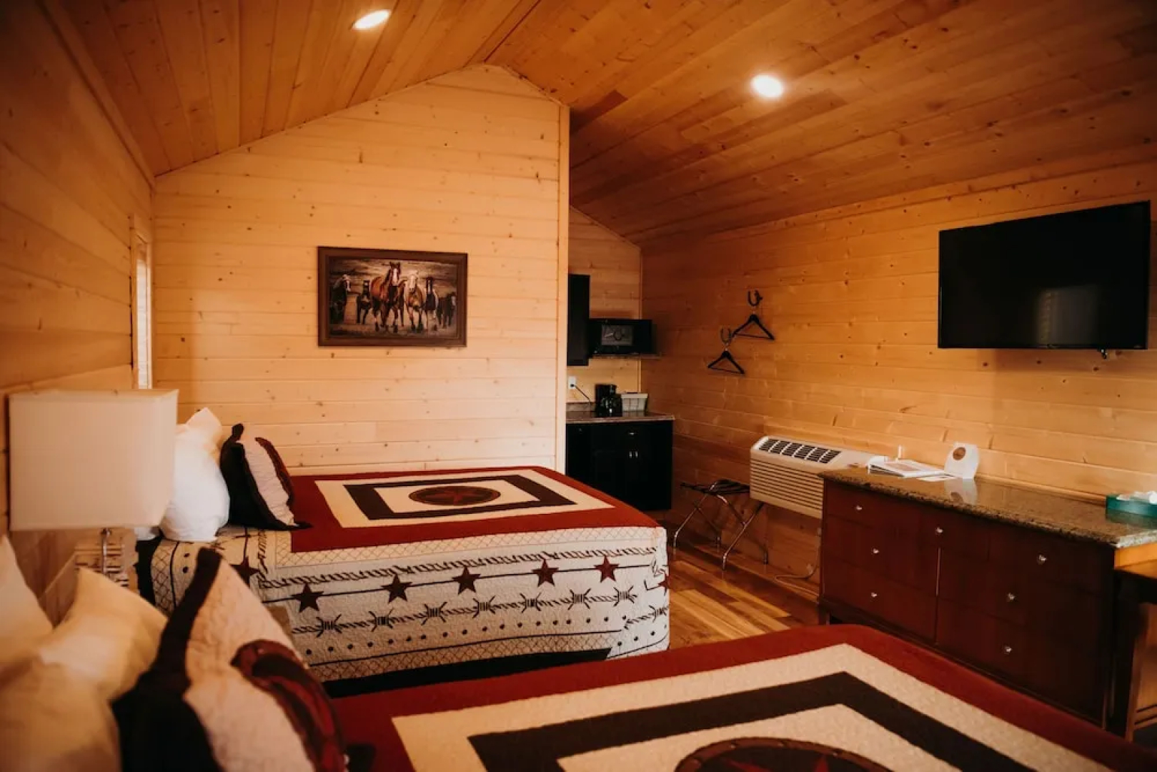 Dukes Slickrock Campground & RV Park