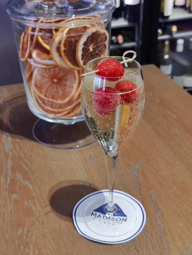 MADISON Saint Jean de Luz - Handwritten Collection