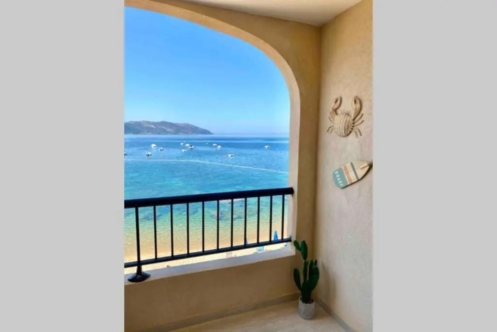 Appartement 3 pers sur la plage, accès direct mer