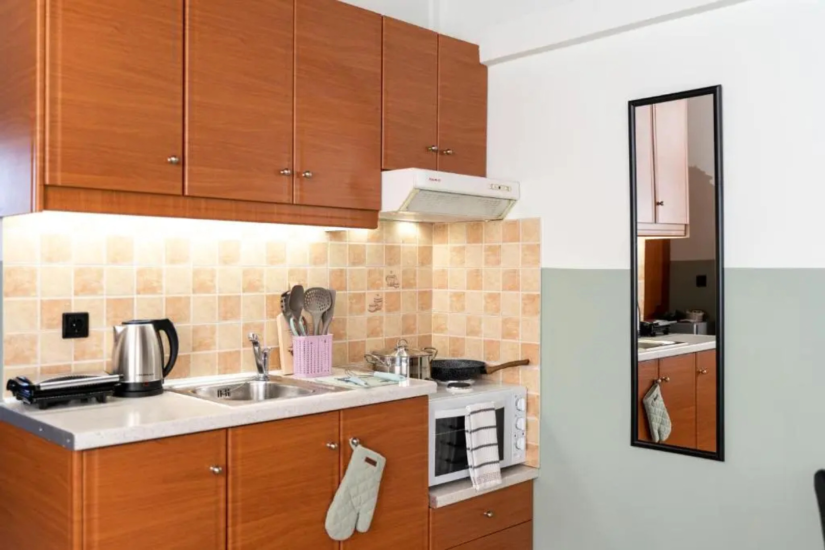 Eagle's Nest City Apartments