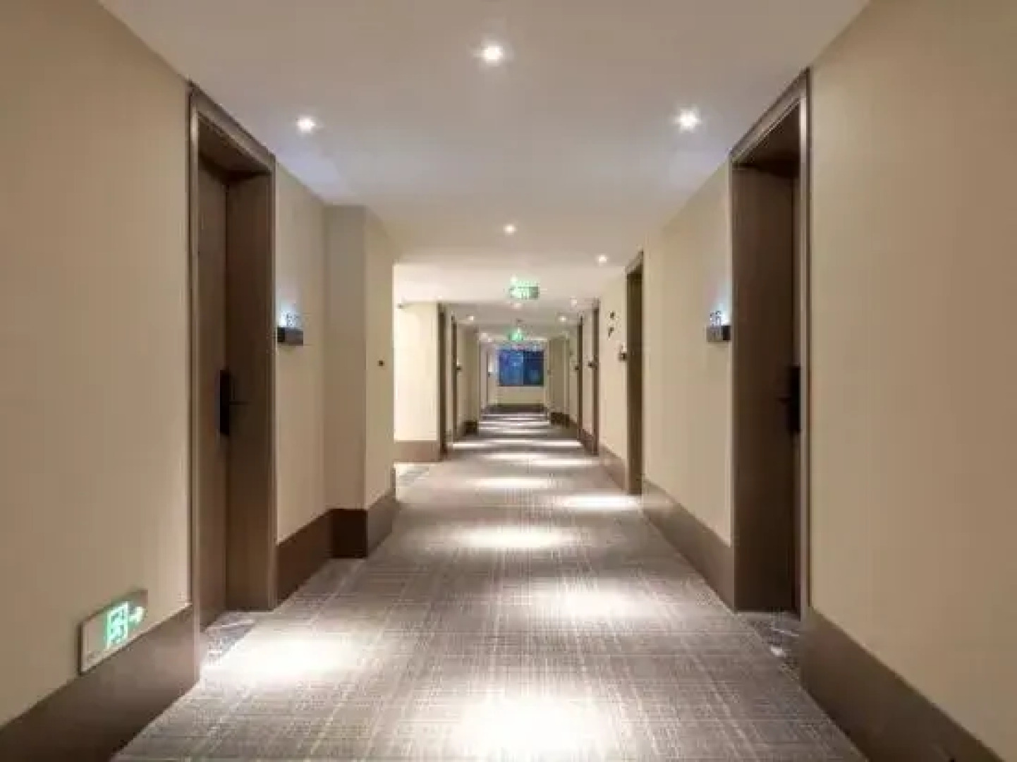 Shenlongjia Shunda Hotel