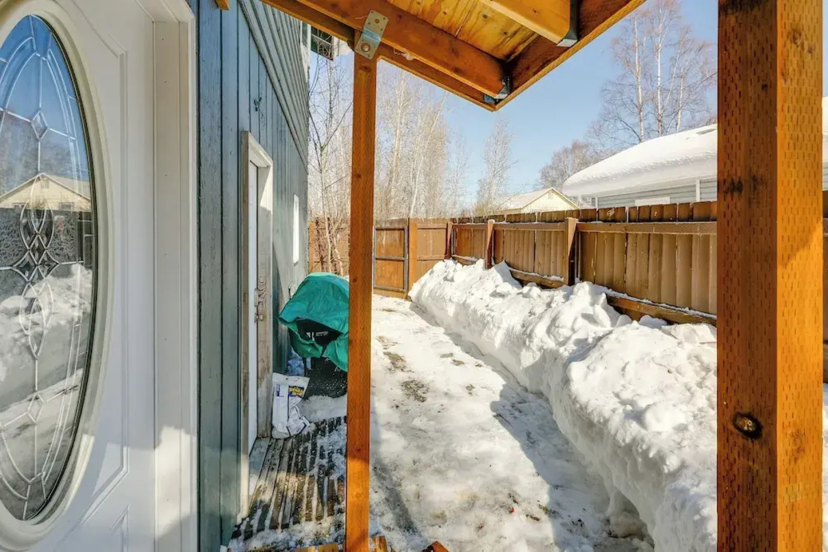 2 Mi to Dtwn & Pioneer Park: Fairbanks Studio!