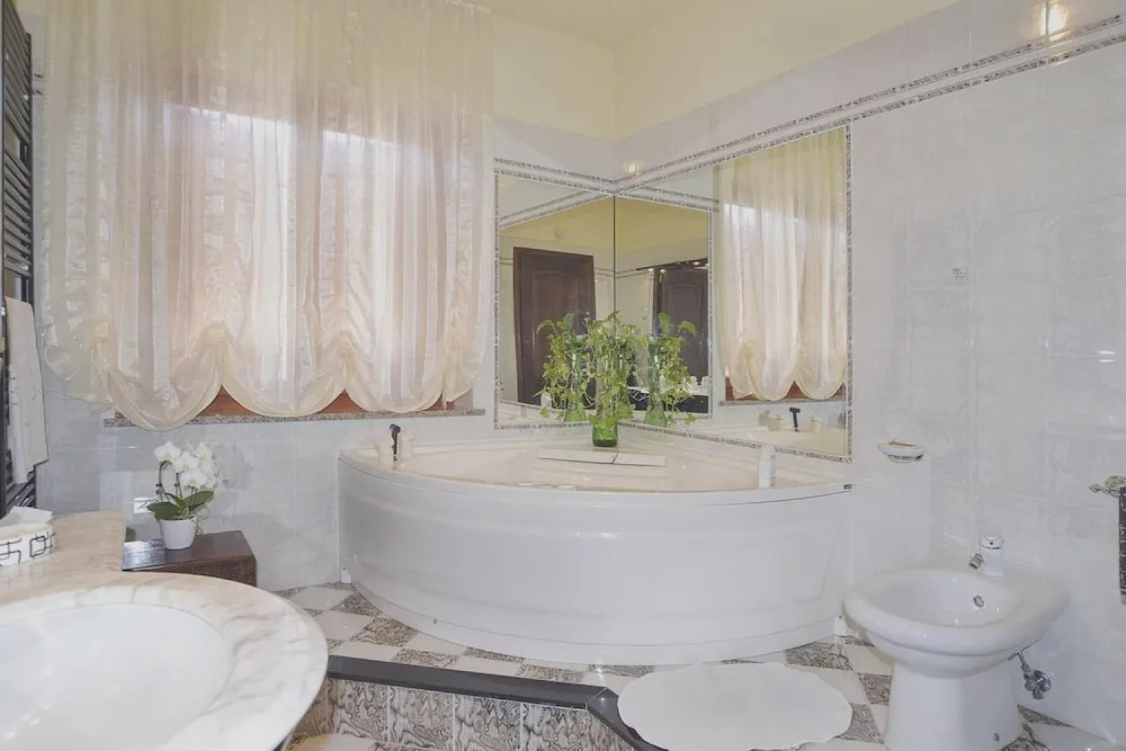 Villa With 4 Bedrooms in Ladispoli, With Private Pool, Enclosed Garden and Wifi Near the Beach