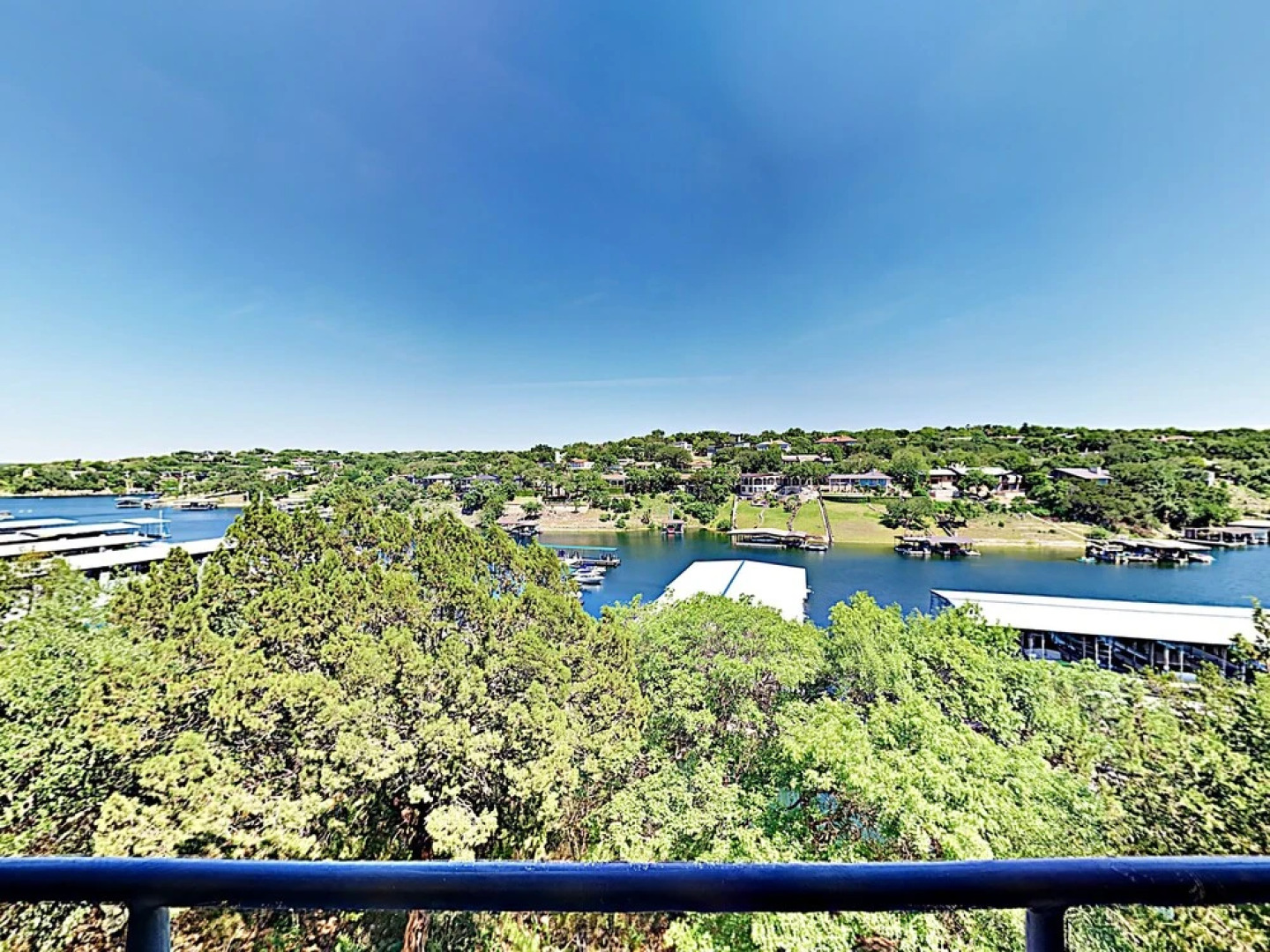 416 Lakeway - 3 Bedroom Condo