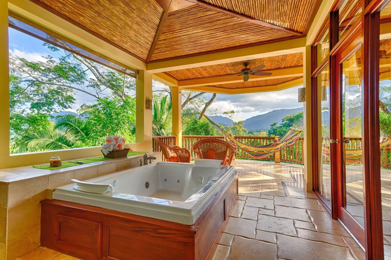 Sleeping Giant Rainforest Lodge