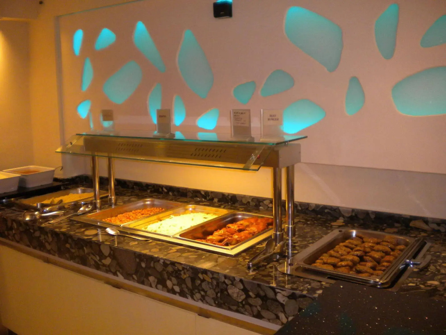 Paradise Lost Hotel-Apartments