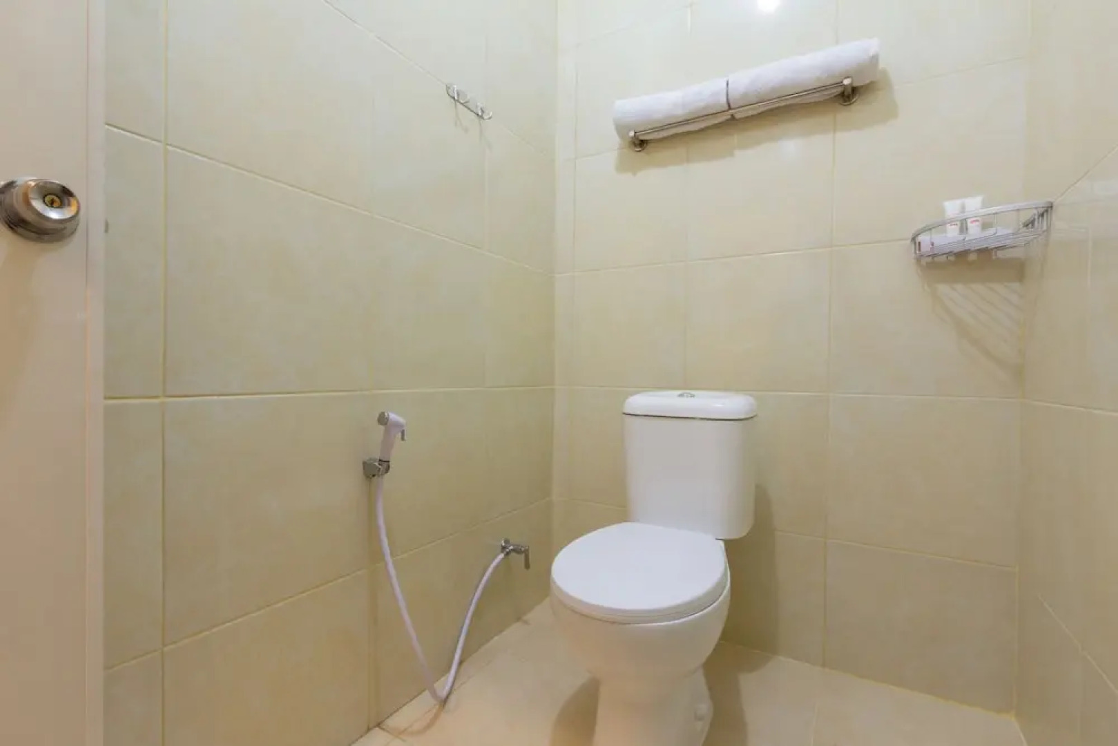 Hotel O Yogyakarta near Universitas Gadjah Mada formerly Sellinas Guesthouse