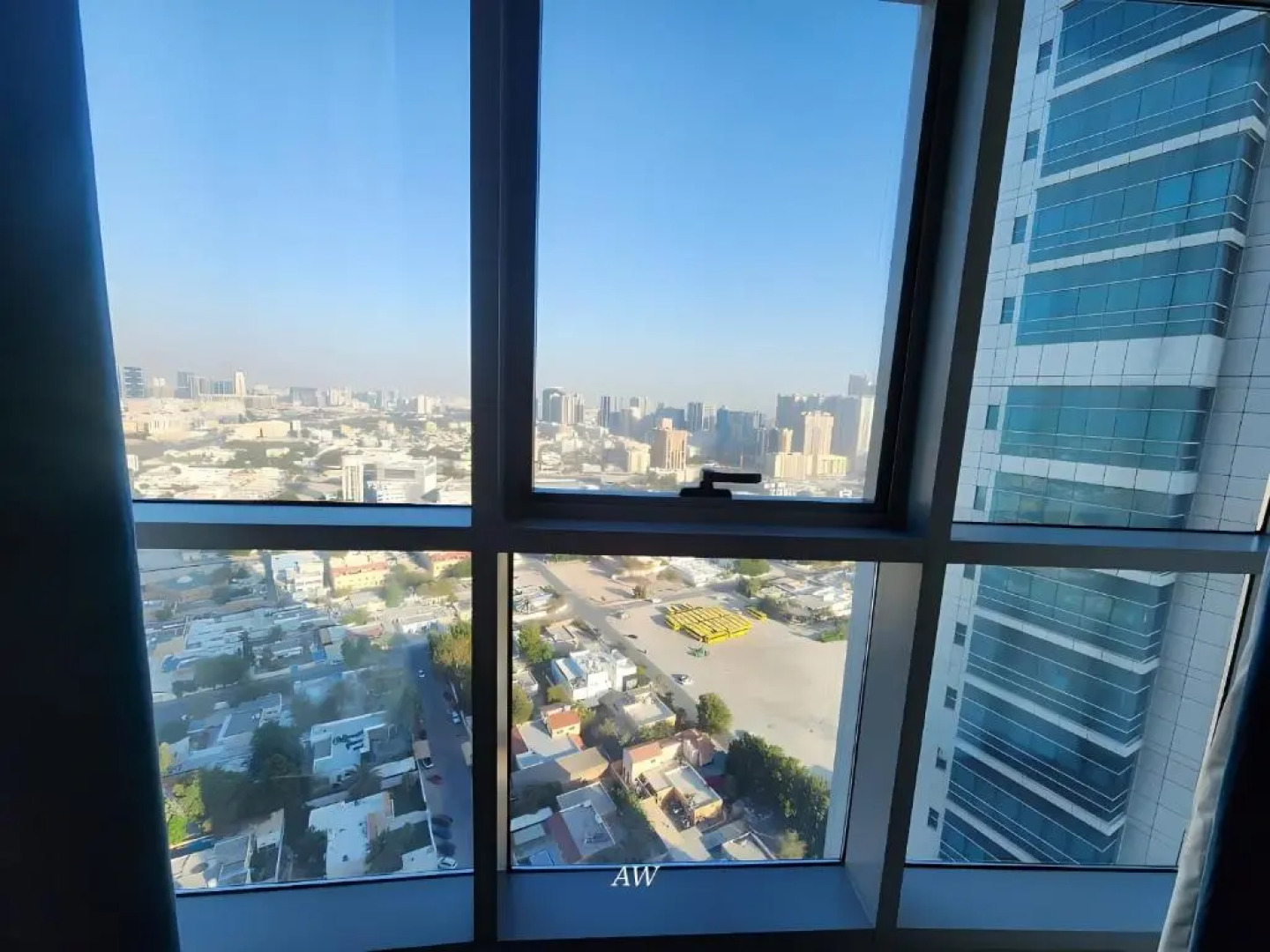 Awesome 2 bedroom apartment with beachfront