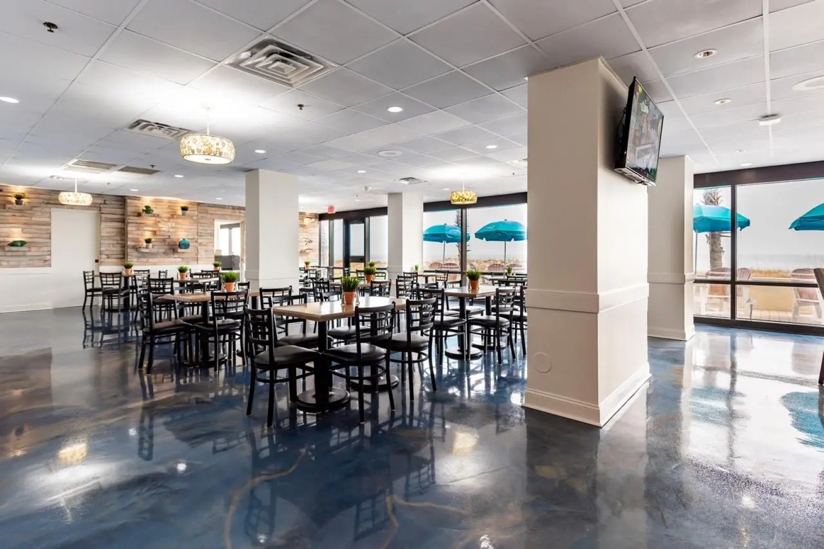 Shell Island Resort - All Oceanfront Suites